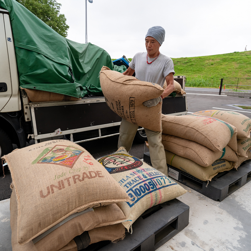 コーヒー生豆の納入